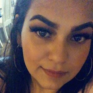 Meet your Posher, Mayra